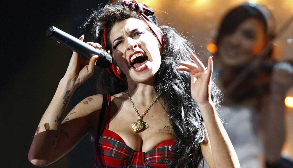 Amy Winehouse'un NFT'si bağımlılıkla mücadele eden müzisyenler için satışta