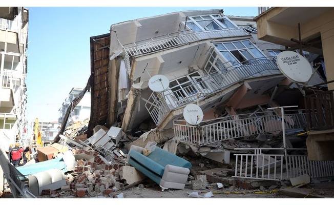 Yaşanılan binanın deprem riski nasıl öğrenilir? Deprem çantasında olması gerekenler...