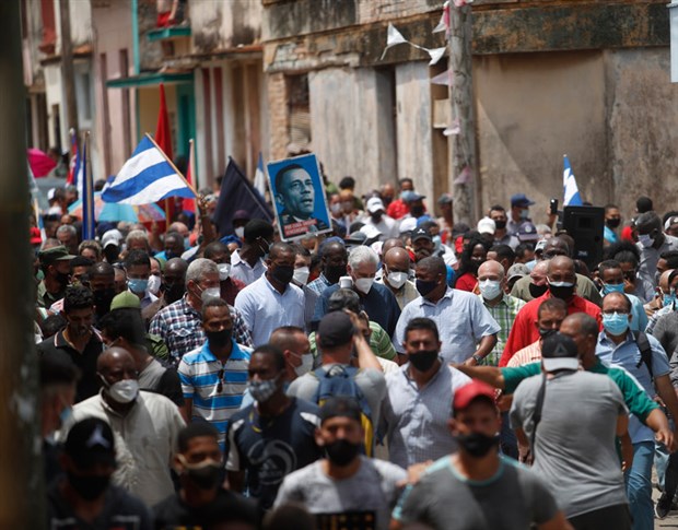 Küba Devlet Başkanı Canel halka çağrıda bulundu: Devrimi teslim etmeyeceğiz!