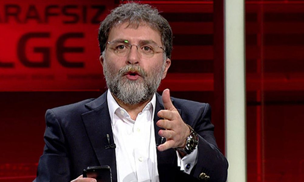 Ahmet Hakan: Laiklik ilkesini hedef alan Tosun'un amacı dikkat çekmek ise "Aşı yaptıranlar maymun olabilir" falan diyemez miydi?