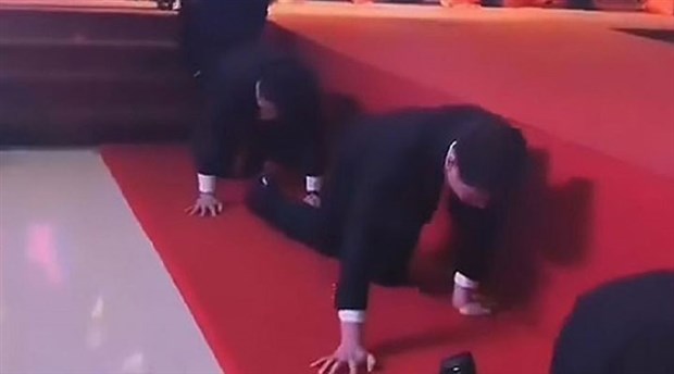 cin-de-satis-hedeflerini-tutturamayan-sirket-calisanlari-ceza-olarak-emekletildi