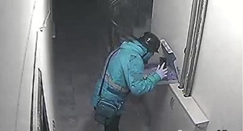 Sipariş Götürdüğü pizzaya tüküren kurye için 18 yıla kadar hapis istemi 4 pizzaya tüküren kurye