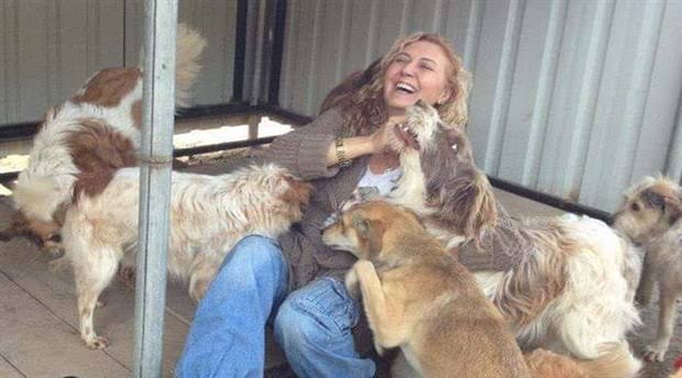 Tuna Arman: Binlerce tarikat şeyhinin bu ülkeye bir AKUT köpeği kadar faydası yok!