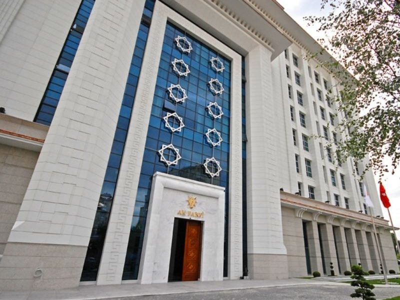 'Darbe olabilir' söylentisine AKP'den yanıt 4 akp