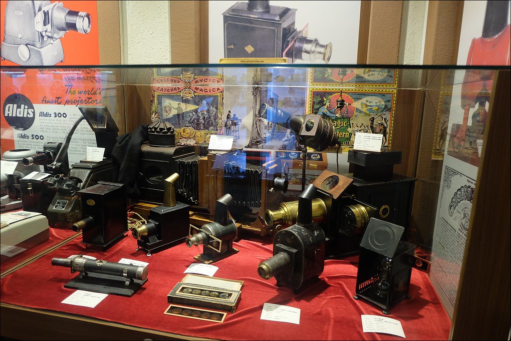 Malatya Fotoğraf Makinesi Müzesi ziyaretçilerin ilgisini çekiyor