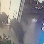 markete giren domuzlar