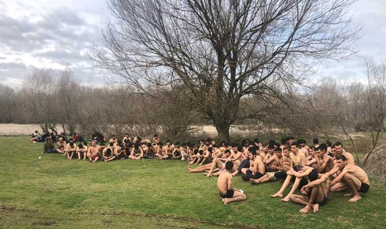 Göçmenleri yarı çıplak soyup Türkiye’ye gönderdiler! 3 Göçmenleri yarı çıplak soyup Türkiye’ye gönderdiler!