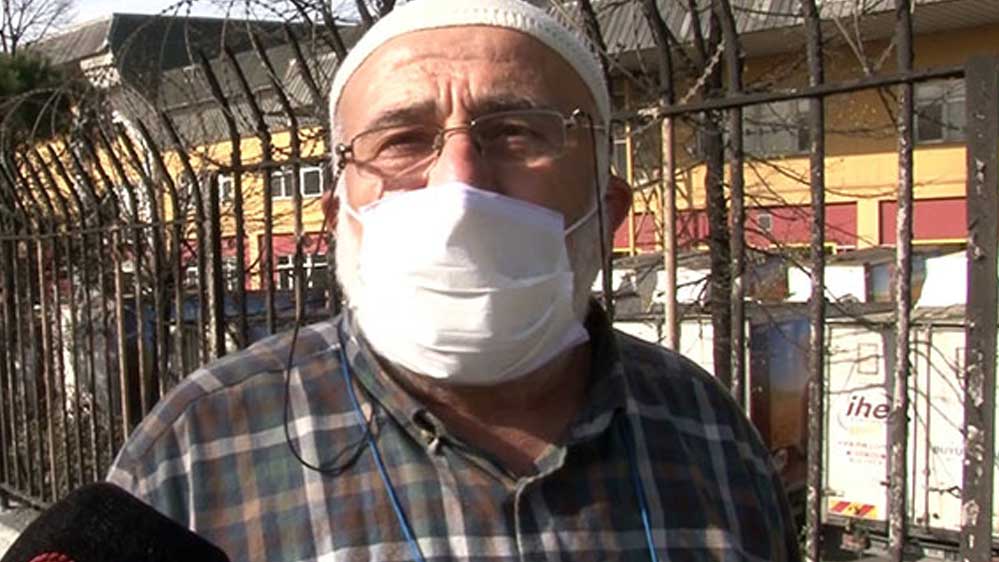 Ekmek-kuyruğunu-gördü-Çinlileri-suçladı