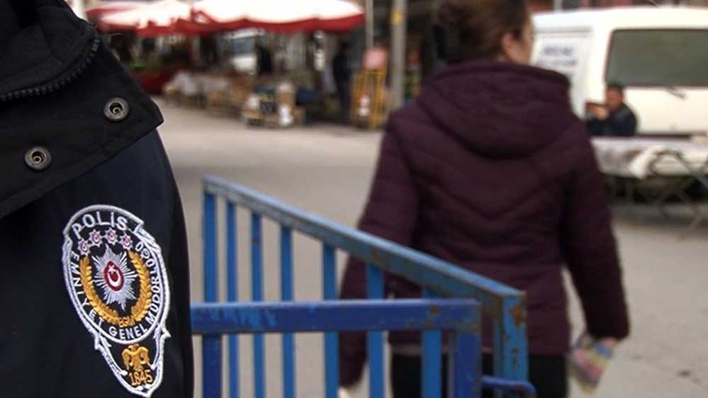 Karantinadaki-koronavirüs-hastaları,-alışverişde-yakalandı