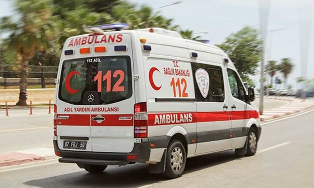Sağlık çalışanlarına saldırı: İki hekim ve şöför yaralandı
