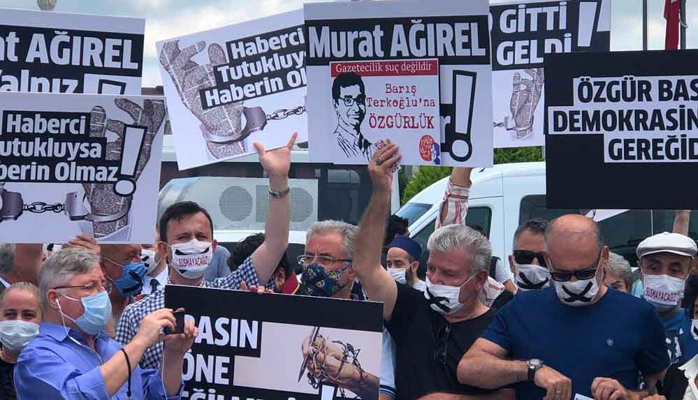 Gazetecilik yargılanıyor! Tutsak gazeteciler hakim karşısında 3 Gazetecilik yargılanıyor! Tutsak gazeteciler hakim karşısında