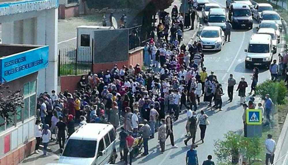 LGS'de-sosyal-mesafe-unutuldu-1