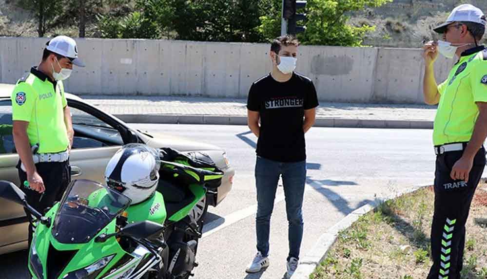 Polisin-dur-ihtarına-uymayan-sürücü--Bana-el-salladığını-düşündüm