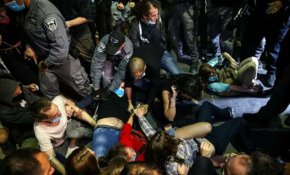 İsrail polisinin otizmli Filistinliyi öldürmesi protesto edildi