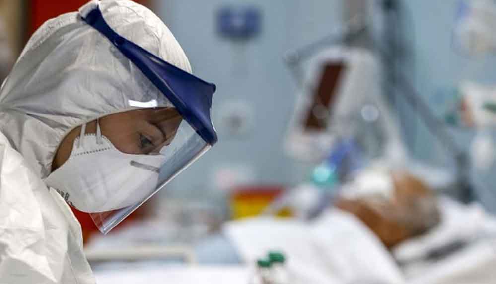 Fatih-Altaylı--Çok-güvendiğim-bir-hekim,-‘sağlık-sisteminin-çökmesine-ramak-kaldı’-dedi