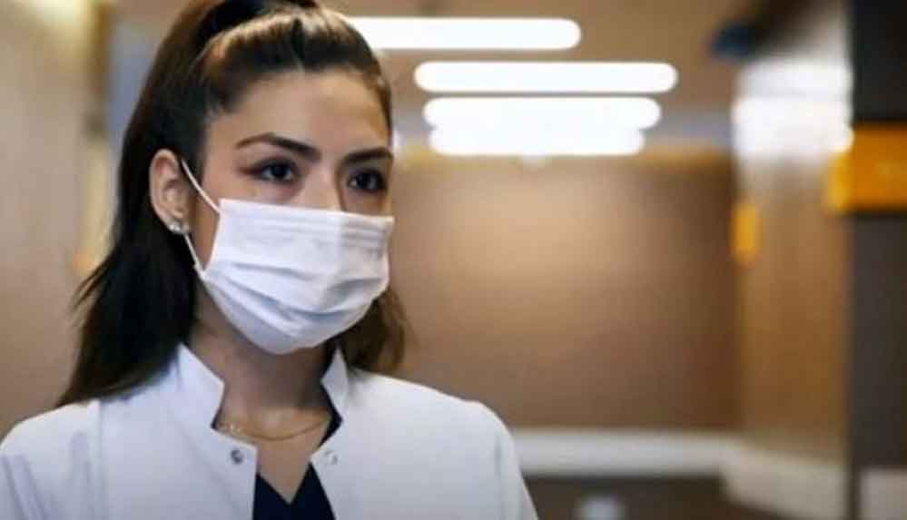 Koronavirüse-yakalanan-25-yaşındaki-hemşire,-üç-duyusunu-kaybetti