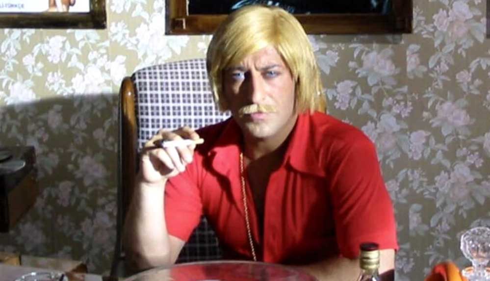 Cem-Yılmaz-duyurdu,-Erşan-Kuneri-dizisi-geliyor!