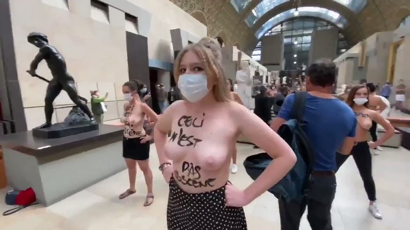 'Dekolte' tartışmasının odağında yer alan Orsay Müzesi FEMEN tarafından protesto edildi