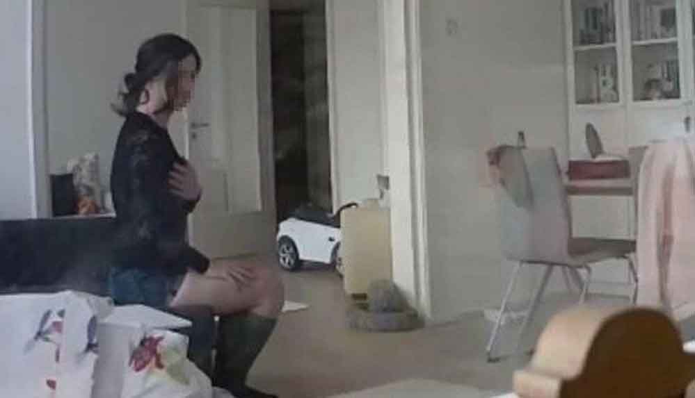 Akıllara durgunluk veren olay! Evdeki 'şüphelendiği kadın' kocası çıktı 3 Akıllara durgunluk veren olay! Evdeki 'şüphelendiği kadın' kocası çıktı