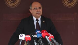 CHP'li Turan Aydoğan özür diledi