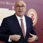 CHP'li Tanal: Dolmabahçe Sarayı'ndaki 46 kilogramlık altın vazolara ne oldu? 9 CHP'li vekil Tanal, _Tek Adam sistemi çocuklarımızın hayallerini çaldı_