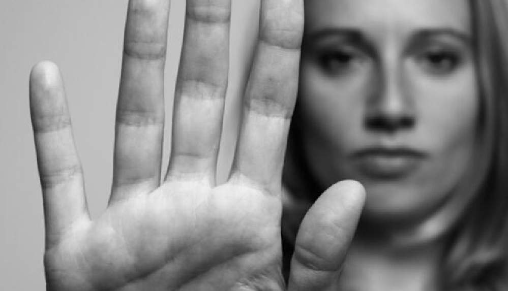 Çocuklarının yanında boşandığı eski eşi tarafından katledildi