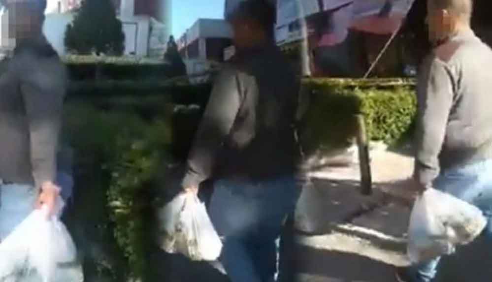 Depremzede-erzaklarını-satmak-isterken-görüntülenen-kişiler-yakalandı