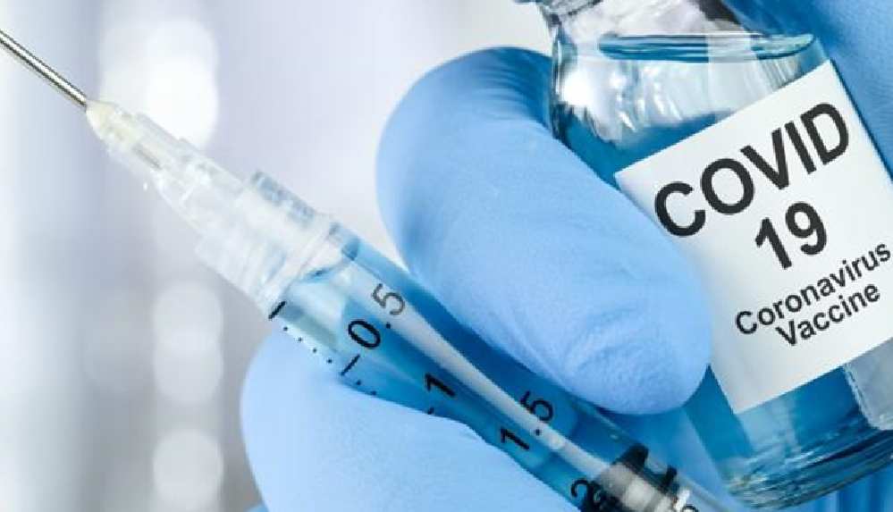 Bilim Kurulu Üyesi: Oxford aşısı için ön sözleşme imzalandı