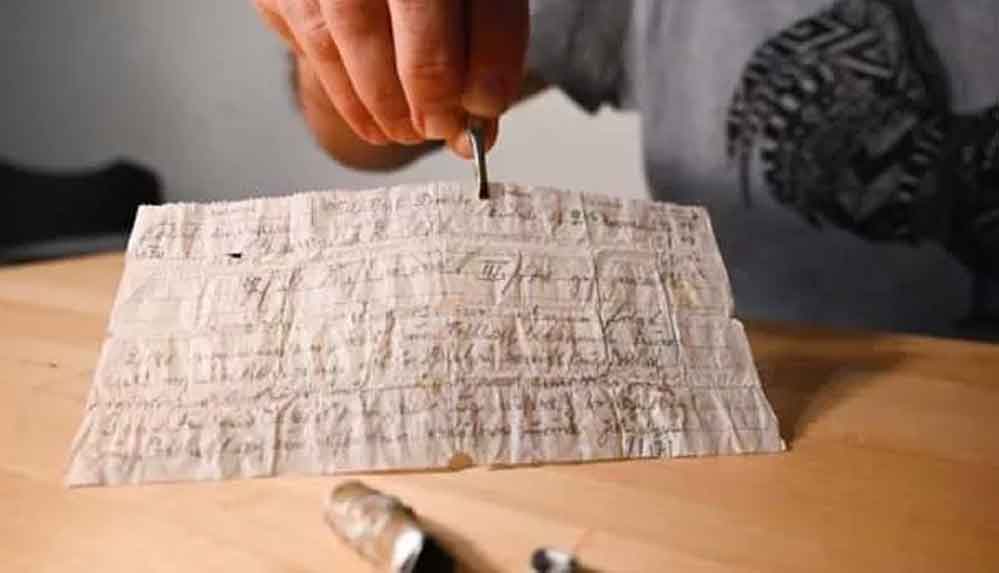 Fransa’da posta güvercinin düşürdüğü mesaj 110 yıl sonra bulundu
