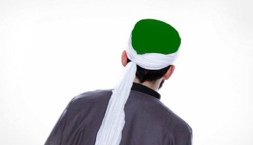 İmam hatip lisesinde tehdit_ _Saçını başını açıp gelmişin, kadın-madın demem döverim_