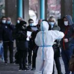 İtalya'da son 24 saatte 3 bin 351 Kovid-19 vakası kaydedildi 10 İtalya'da-son-24-saatte-Koronavirüs'ten-692-can-kaybı