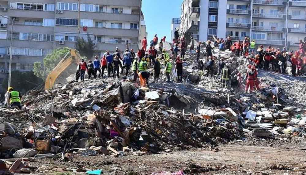 İzmir depreminde can kaybı 83'e yükseldi, 962 yaralı