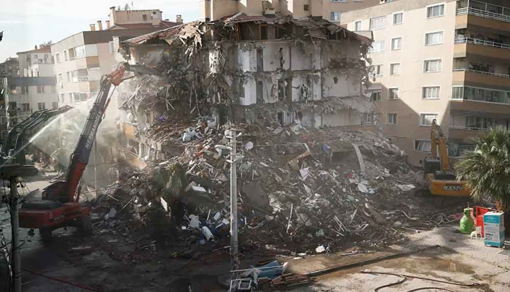 İzmir'de çöken binanın yapımında çalışan işçi: İlk depremde yıkılacağını biliyorduk