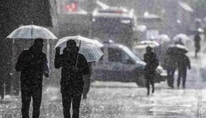 Meteoroloji İstanbul için sağanak yağış uyarısı verdi