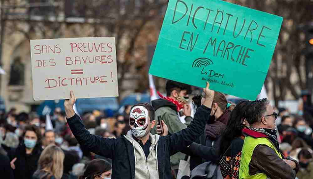 Paris sığınmacı şiddetine karşı ayakta