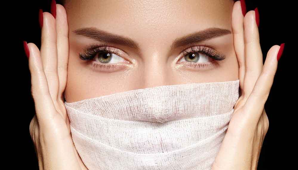 Rusya'da tıbbi maske kullanımı göz makyajı ürünlerinin satışlarını artırdı