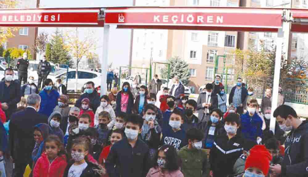 Pandemide ‘Haydi Çocuklar Namaza' etkinliği kapsamında çocuklar camiye toplandı