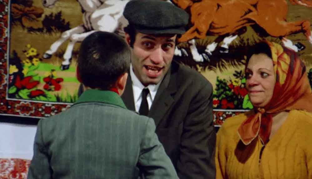 Türk sinemasının en güzel gülen adamı: Kemal Sunal 9 Türk sinemasının en güzel gülen adamı: Kemal Sunal