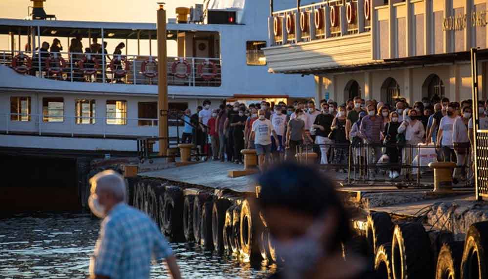 Yoğun-Bakım-Derneği-Başkanı-Cinel'den-'Kırmızı-alarm'-açıklaması--Bu-hafta-evden-çıkmayın