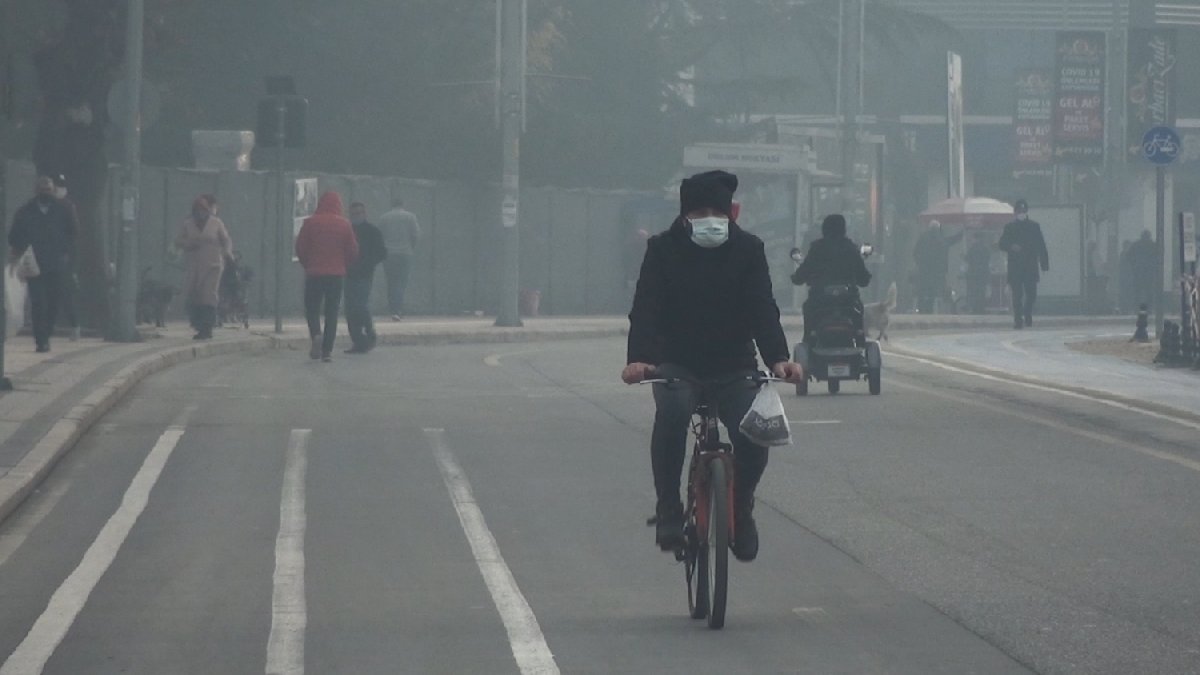 Hava kirliliği oranı ‘sağlıksız’dan ‘kötü’ye döndü... Bu ilde sokağa çıkarken dikkat!