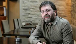 Serdar Bozkurt'tan 'Ahmet Hakan' iddiası: "Para alan 12 gazeteciden biri..."