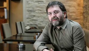 Ahmet-Hakan--Kolumu-sıyırmış-Çin-aşısı-için-sıranın-bana-gelmesini-beklemekteyim