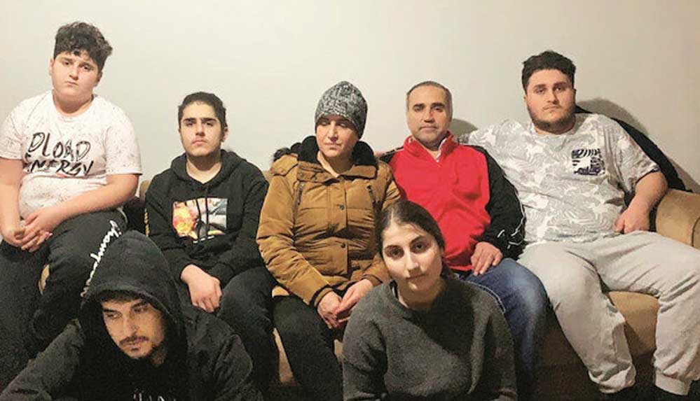 Almanya’da 'Erdoğan’a hakaret eden sığınmacının yüzüne tüküren' şahıs, ailesiyle birlikte Türkiye’ye gönderildi