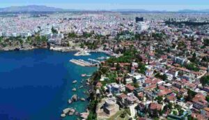 “Antalya'da 7 ve üzerindeki depremde, falezler üzerindeki binalar hasar görecek ve alüvyon zemindekiler yıkılacaktır"