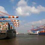 Dış ticaret açığı derinleşiyor