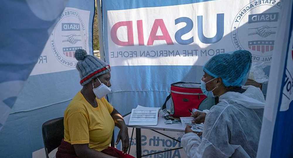 Dunya-AIDS-Gunu_-Milyonlarca-AIDS-hastasi-Covid-19dan-dolayi-ilaca-ulasamiyor