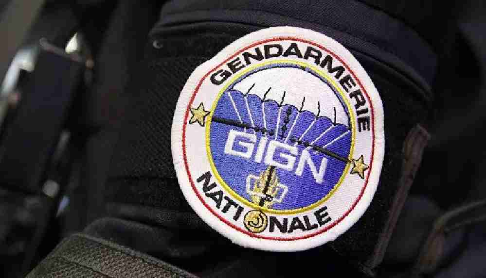 Fransa'da çatışma: 3 polis öldü,1 yaralı