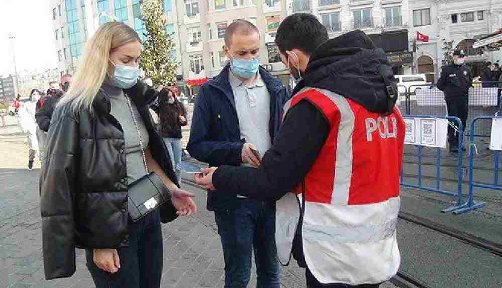 Kısıtlamalardan muaf tutulan yabancı turistler: İstanbul’da VIP gibiyiz