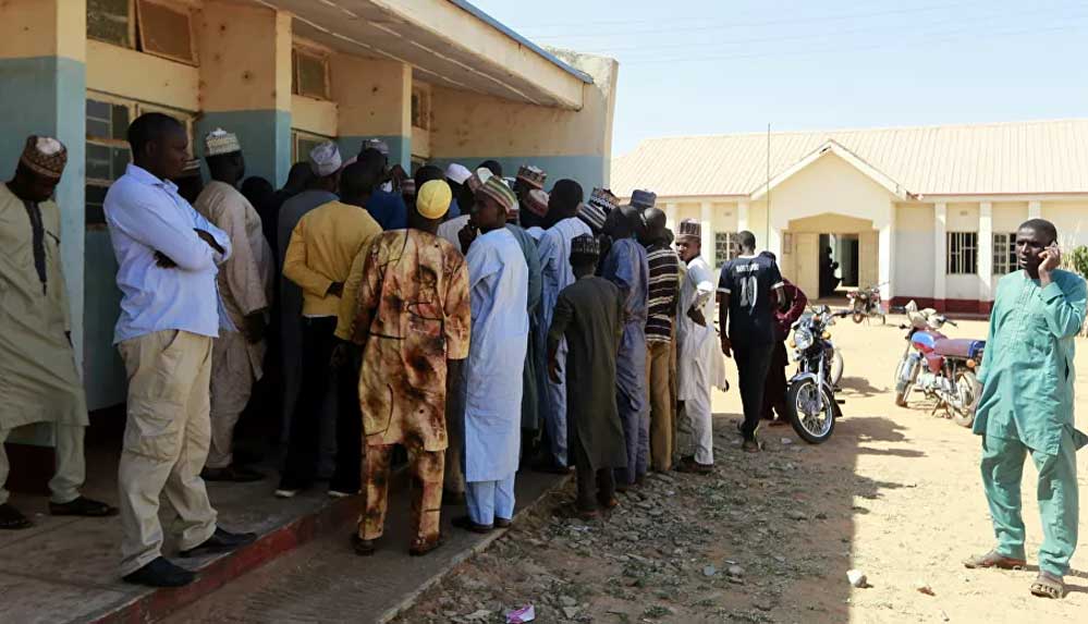 Nijerya'da-bu-kez-erkek-okulu-basılıp-yüzlerce-öğrenci-kaçırıldı