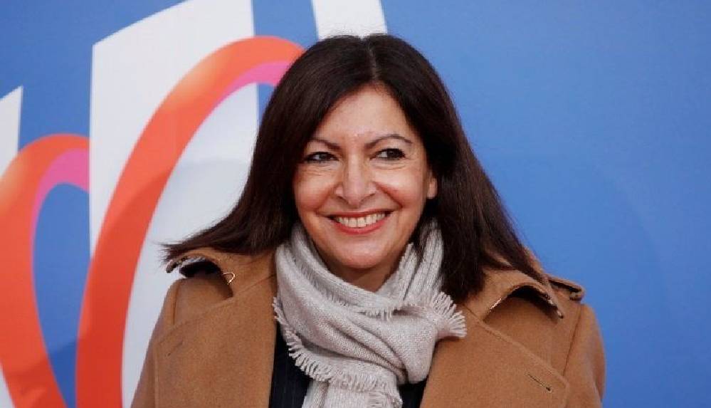 Paris belediyesine ‘çok sayıda kadını üst düzey görevlere atadığı için’ 90 bin Euro para cezası kesildi